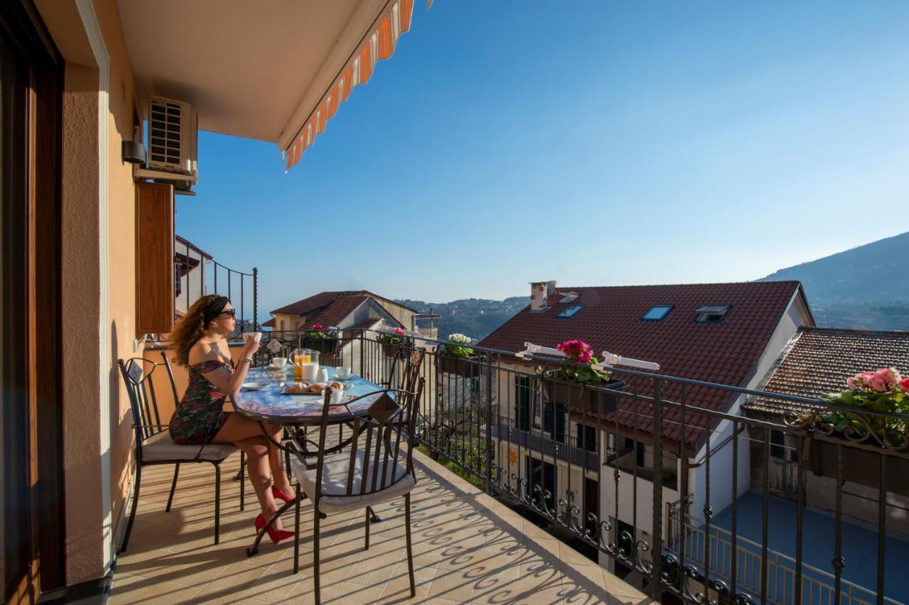 Donna Sofi Holiday House Agerola Exterior foto