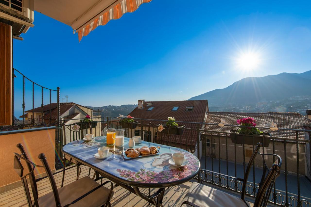 Donna Sofi Holiday House Agerola Exterior foto